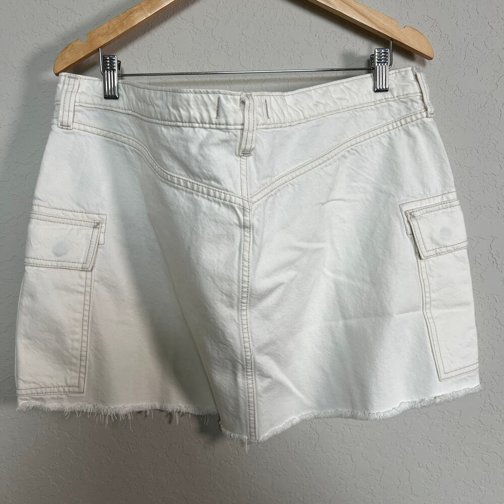 Abercrombie & Fitch Women's Cream Mini Cargo Skirt Size 34 NEW - Picture 5 of 8